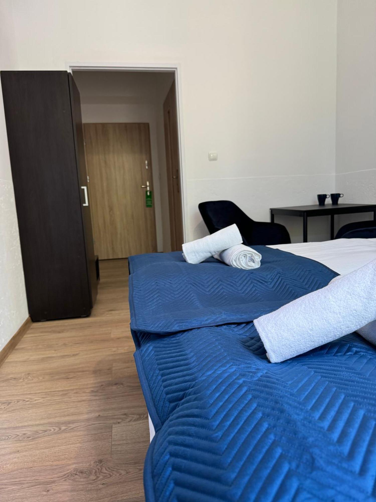 Iris Aparthotel Krakau Exterior foto