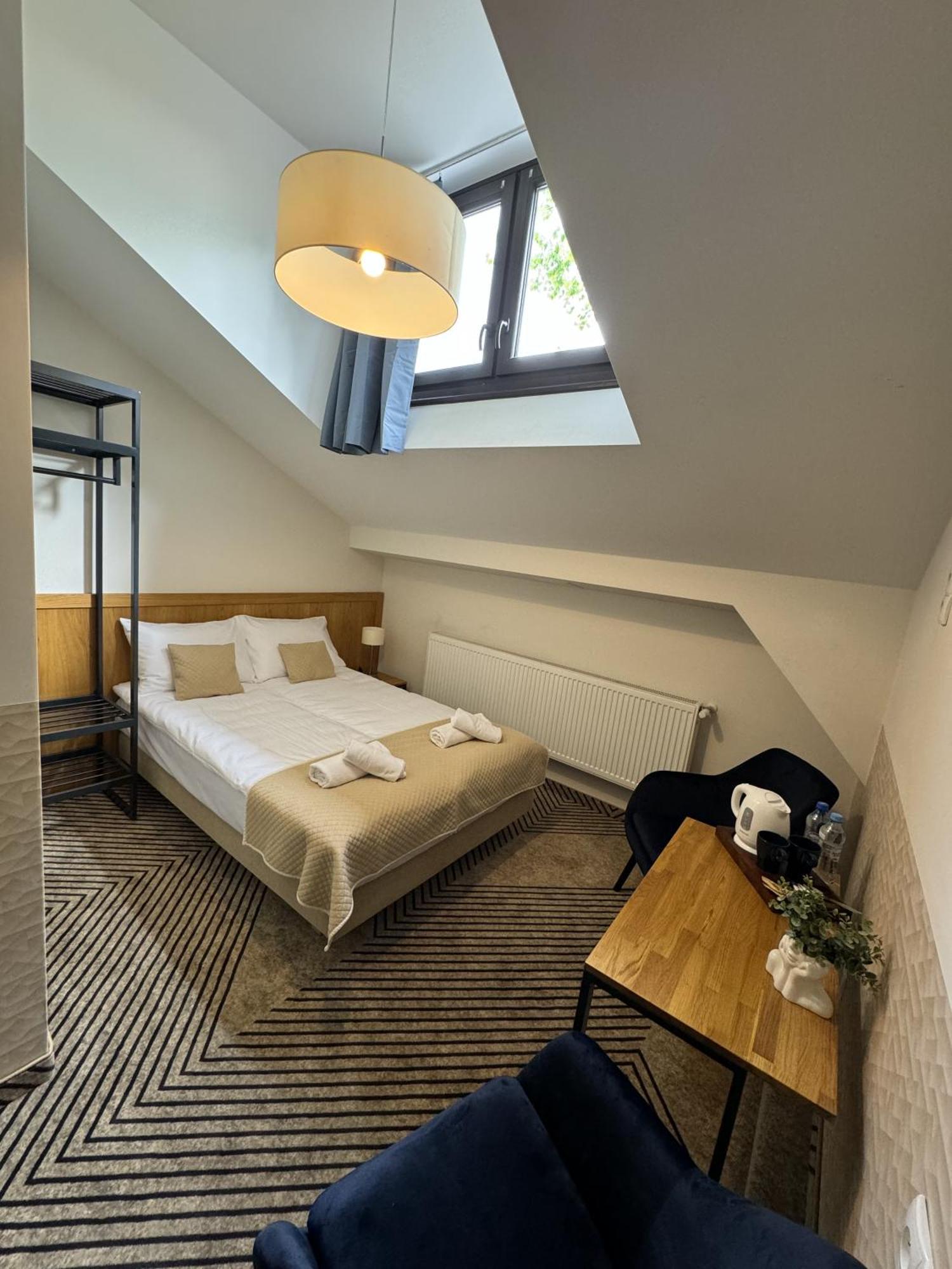 Iris Aparthotel Krakau Exterior foto